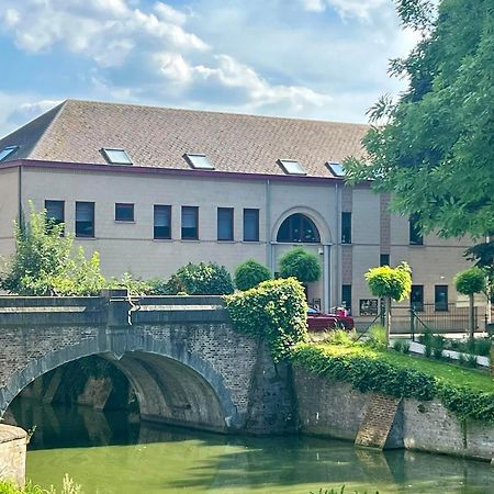 Haras Des Chartreux Hotel Estaimbourg Exterior foto