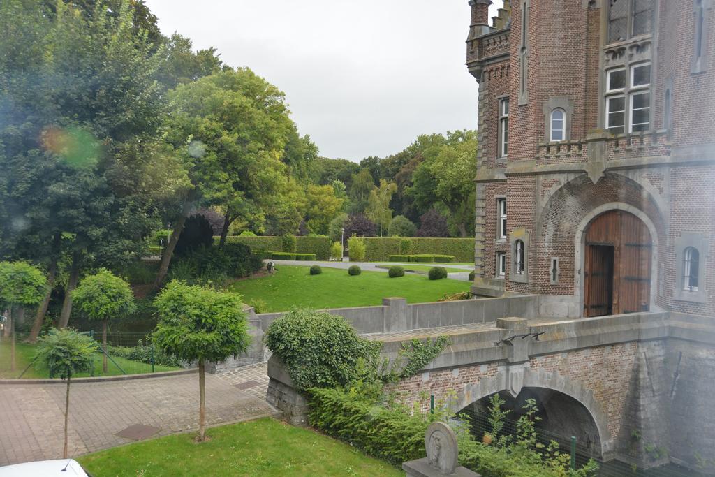 Haras Des Chartreux Hotel Estaimbourg Exterior foto